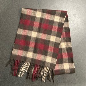 Saks Fifth Avenue Cashmere scarf